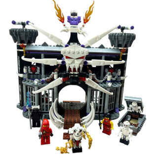 LEGO Ninjago 2505 – Garmadon’s Dark Fortress
