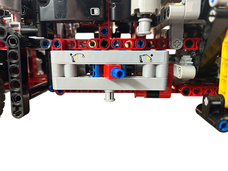 LEGO Technic 9397 Holztransporter – Bild 2