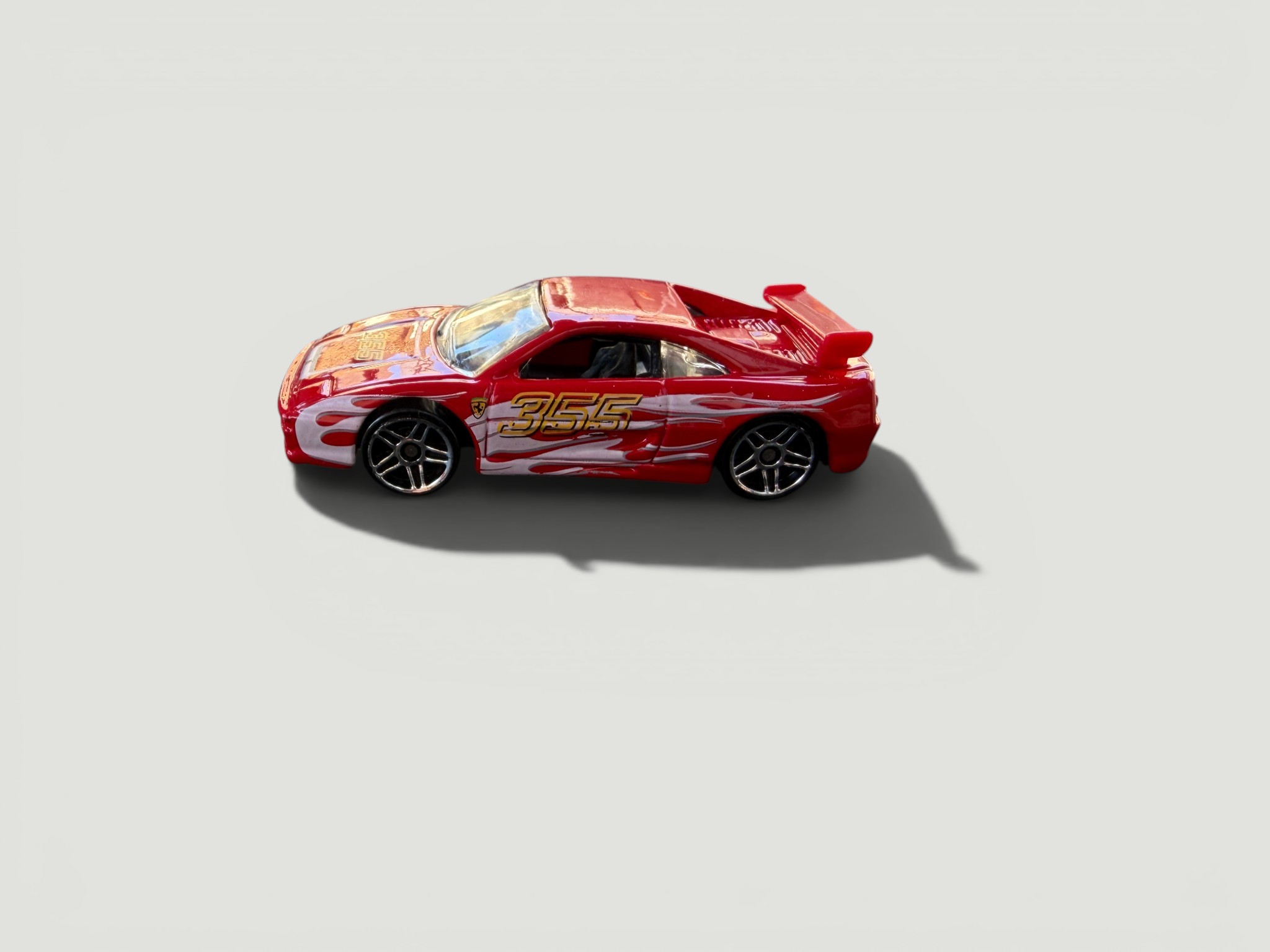 🔥 Hot Wheels Ferrari F355 – Roter Racing-Klassiker 🔥